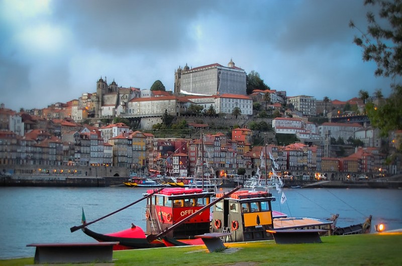 Portugalia - Porto | Barka u brzegów rzeki