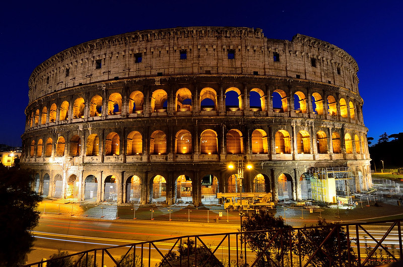 Rzym | Koloseum nocą 
