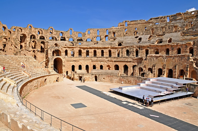 Tunezja | Amfiteatr w Al-Dżamm jest trzecim pod względem wielkości obiektem tego typu na świecie