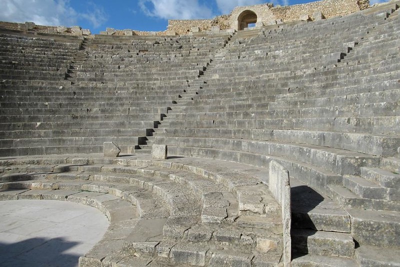 Tunezja | Ruiny teatru rzymskiego, Thugga