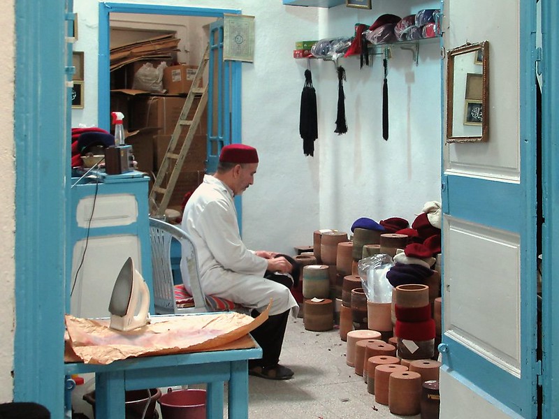 Tunezja | Tunis – produkcja tradycyjnych nakryć głowy