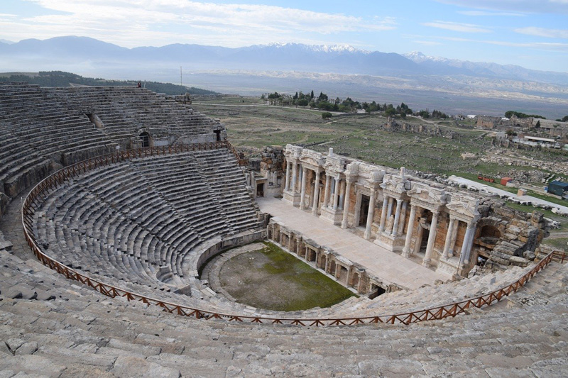Turcja - Pamukkale | Ruiny teatru starożytnego Hierapolis