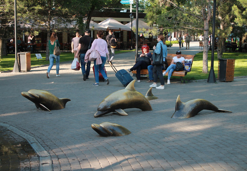Figury delfinów, Odessa