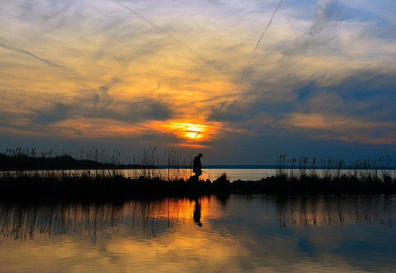 Zachód słońca nad jeziorem Balaton