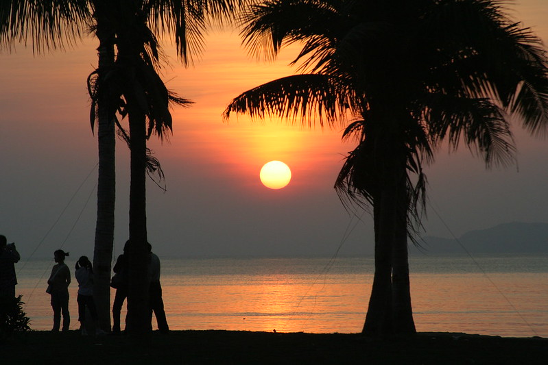 Chiny | Hajnan - zachód słońca na Sanya Beach